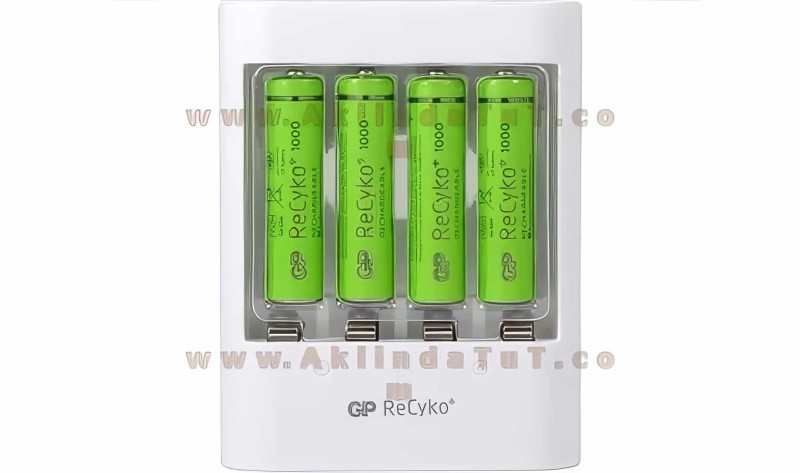 4 Adet Gp Recyko 1000 Serisi Aaa Şarjlı İnce Kalem Pil + Gp U411 Usb Pil Şarj Cihazı - Thumbnail