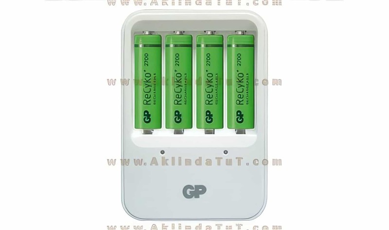 4 Adet Gp Recyko 2700 Serisi Aa Şarjlı Kalem Pil + Gp Pb420gs (220v) Pil Şarj Cihazı - Thumbnail