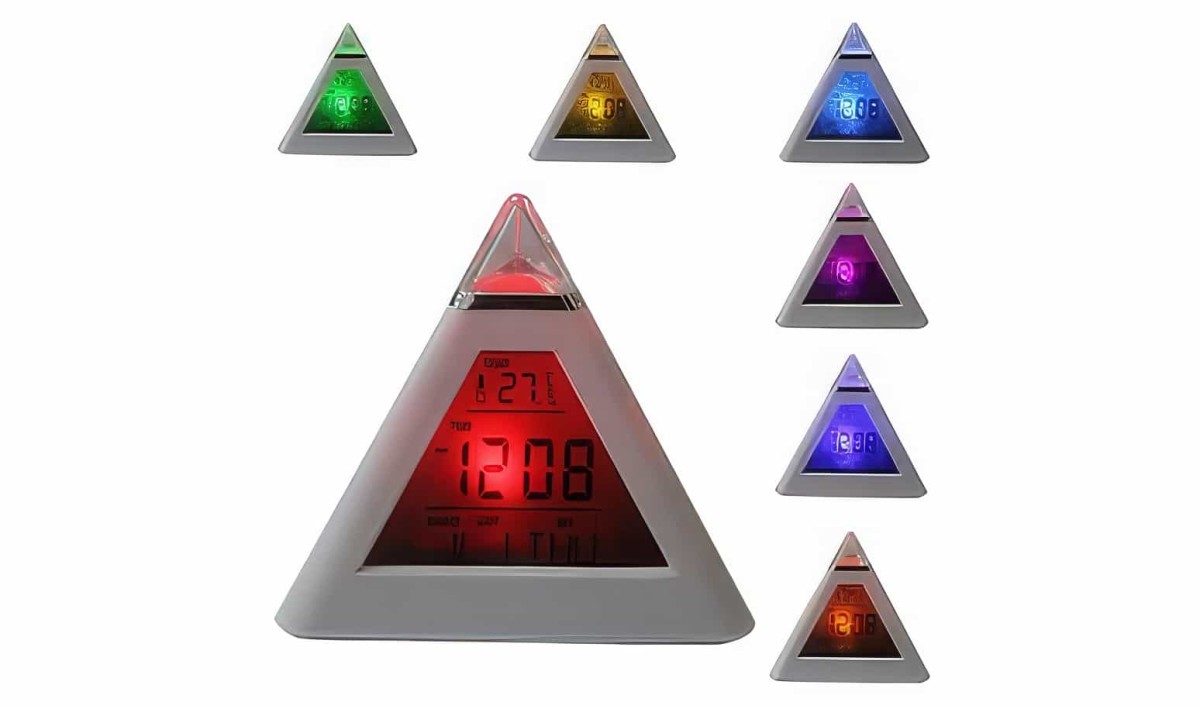 7 Renk Değiştiren Piramit Şeklinde Dereceli Alarmlı Masa Saati