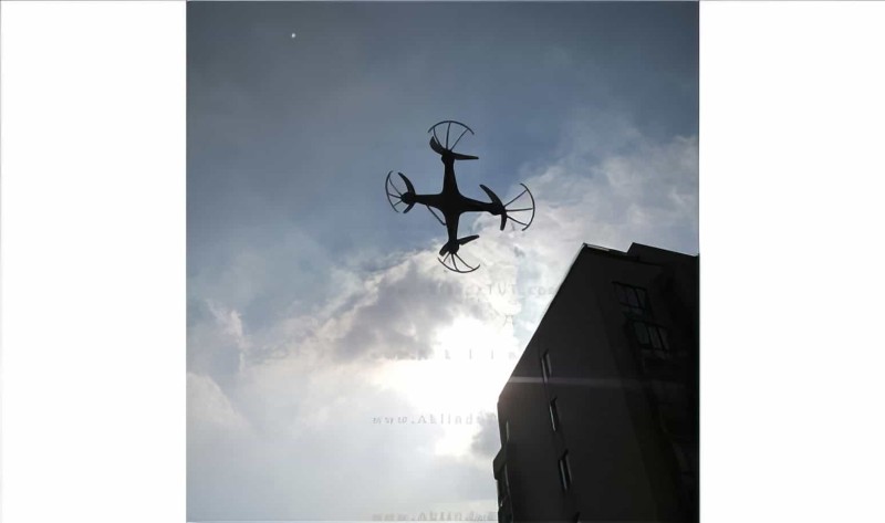 Heliway Drone Kameralı Quadcopter İnsansız Hava Aracı - Thumbnail