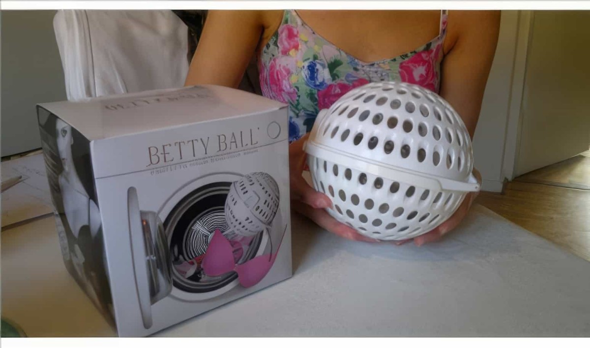 Sütyen, Başörtü Ve Şal Yıkama Topu - Betty Ball